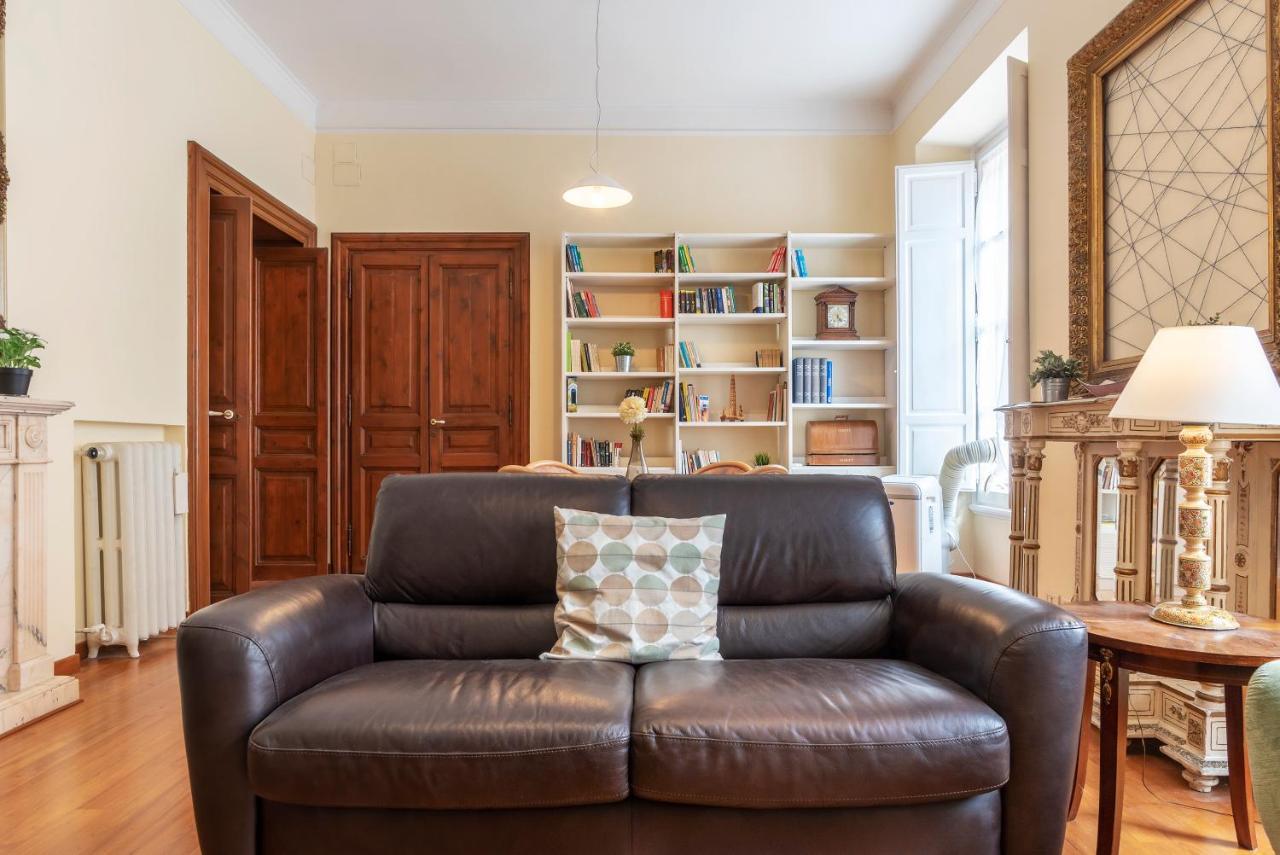 Termini Central And Elegant Apartment Rome Buitenkant foto